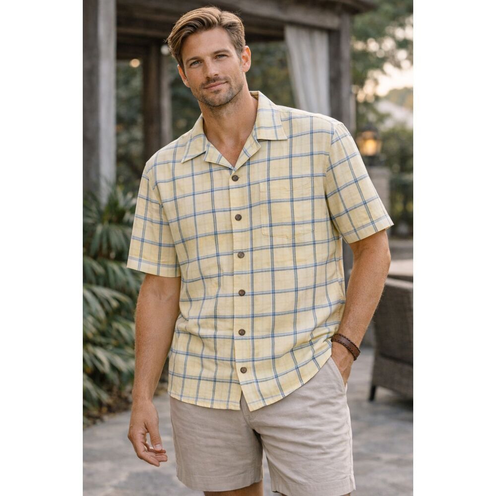 Eddie Bauer Short Sleeve Button Front Linen Cotton Blend Perfect for Summer!